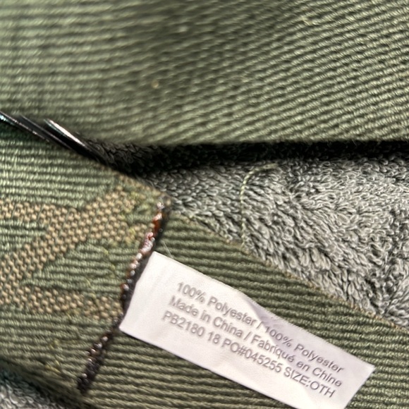 Woods Men’s Trail to Cocktail Belt in Military Green 48” Overall Length - Picture 2 of 3